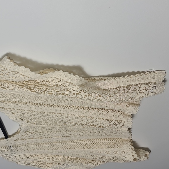 LILIBLEU Cream Colored Lace Overlay Crochet 100% Cotton Top Size O/S - Picture 13 of 14